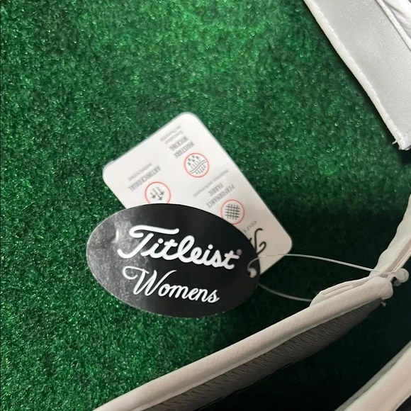 Titleist Women’s White Visor - Picture 2 of 2